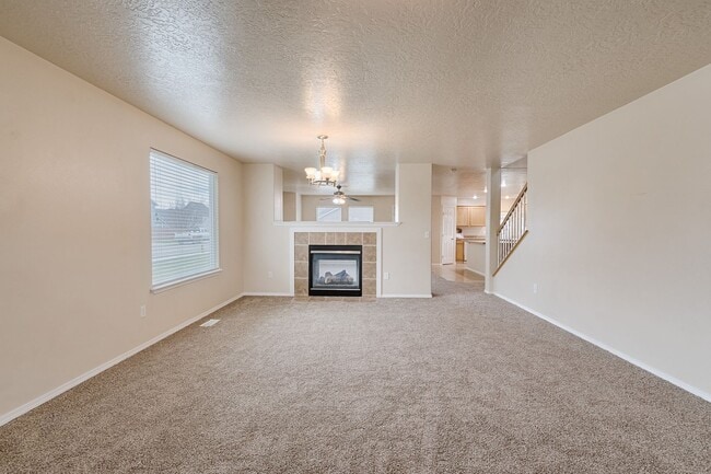 Building Photo - Beautiful home located in sought after Sundance Subdivision