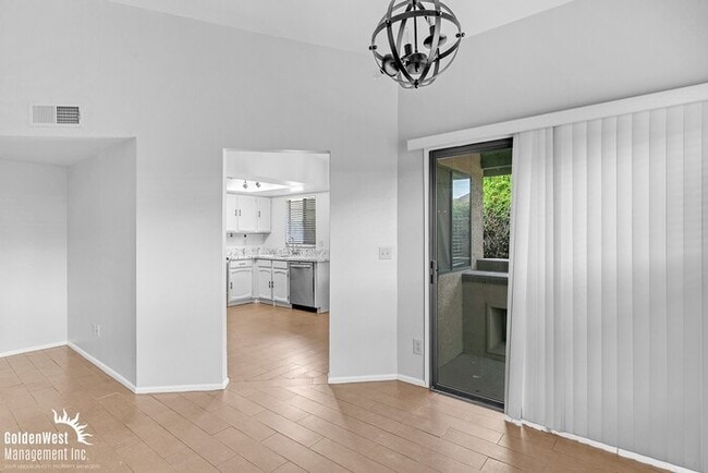 Building Photo - Stunning 2Bdm 2Ba Home in the Heart of Gle...