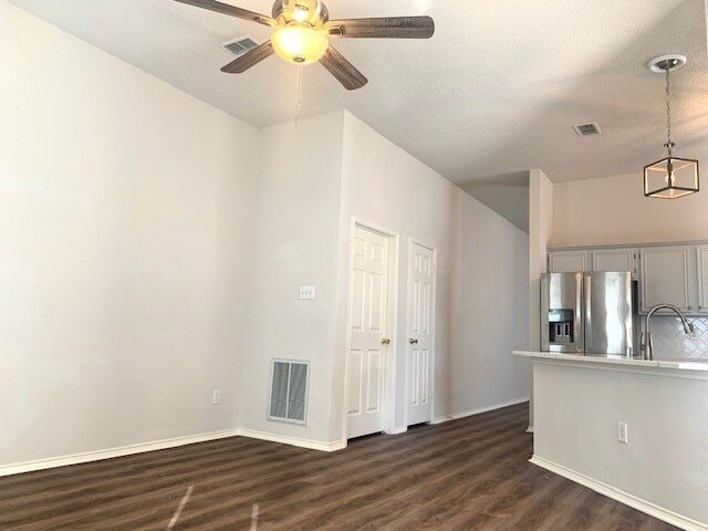 Building Photo - 3912 Rushden Ct