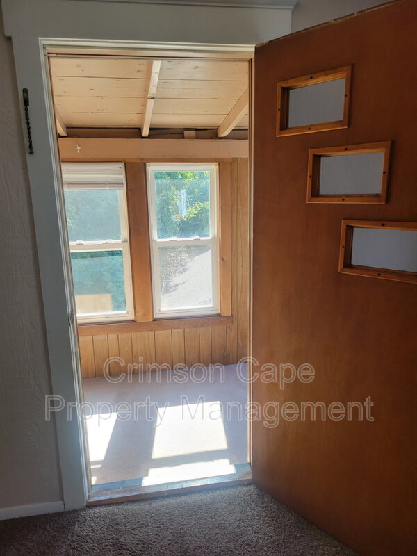 Building Photo - 722 Hazle St