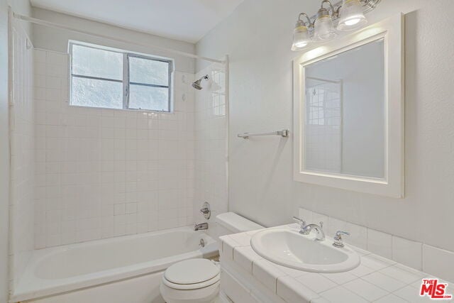 Building Photo - 1006 Havenhurst Dr