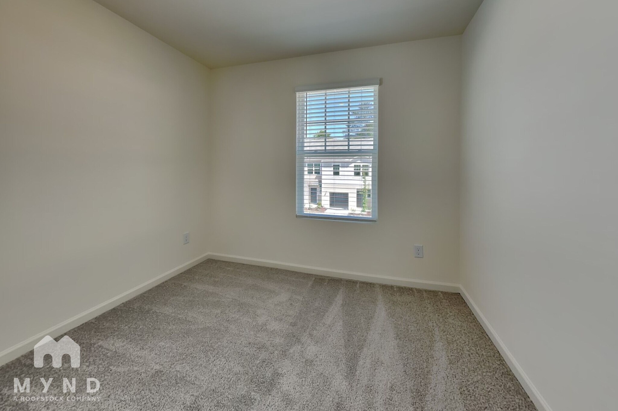 Building Photo - 3036 Fulong Dr