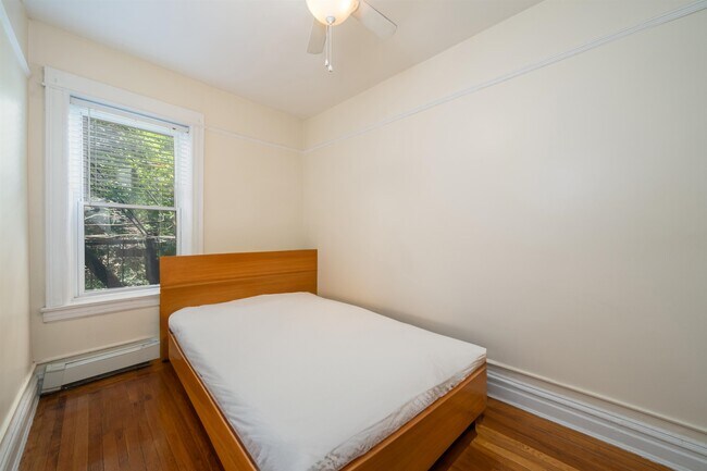 Building Photo - 66 Romaine Ave