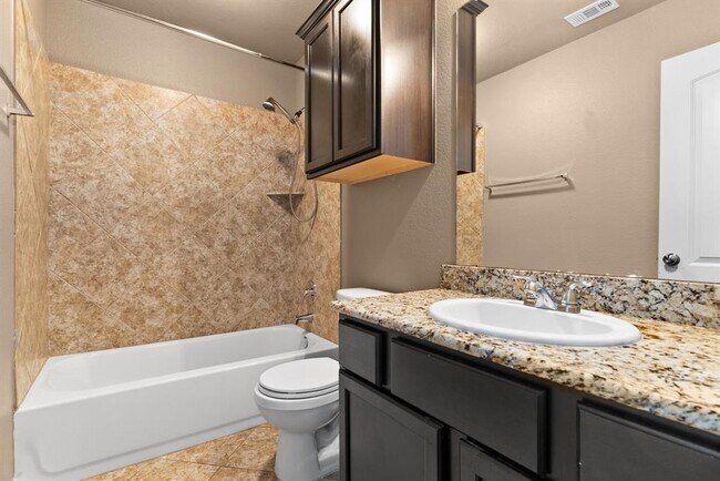 Building Photo - 3310 Greyfriar Dr