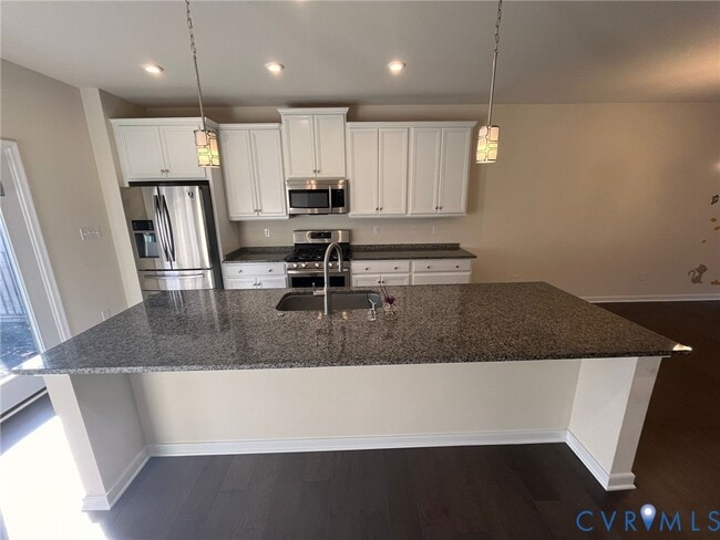 Building Photo - 1133 Broad Hill Dr