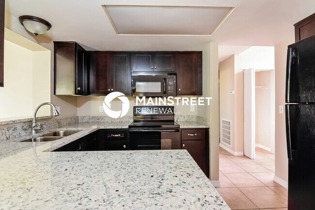 Building Photo - 3 Bedroom Pet-Friendly Home in Spring Hill...