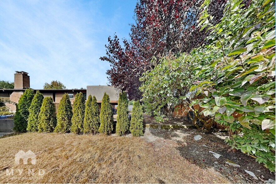 Building Photo - 7302 14th Ave NW