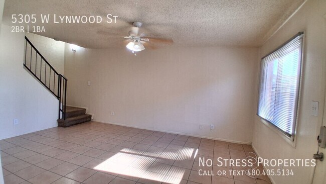 Building Photo - 5305 W Lynwood St