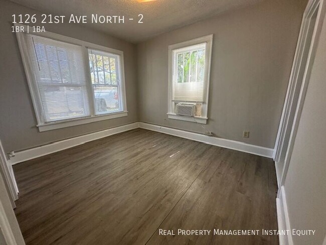 Building Photo - 1126 21st Ave N