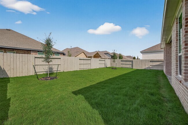 Building Photo - 2419 Hazel Berry St