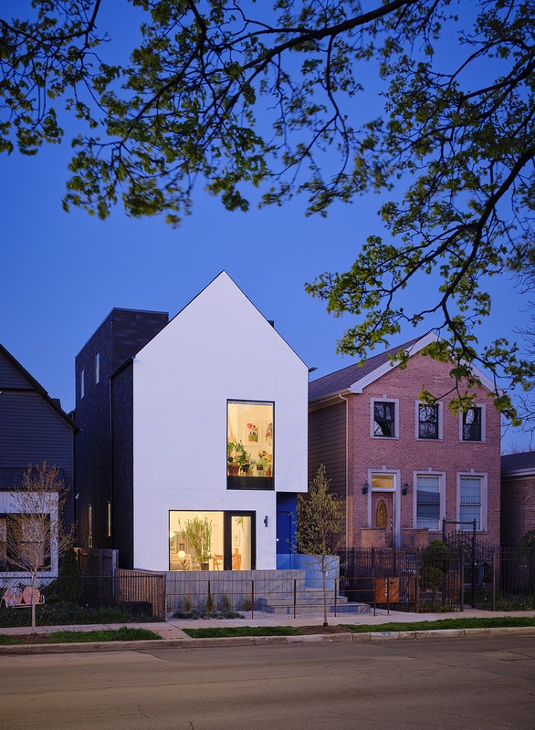 Building Photo - 2129 N Kimball Ave