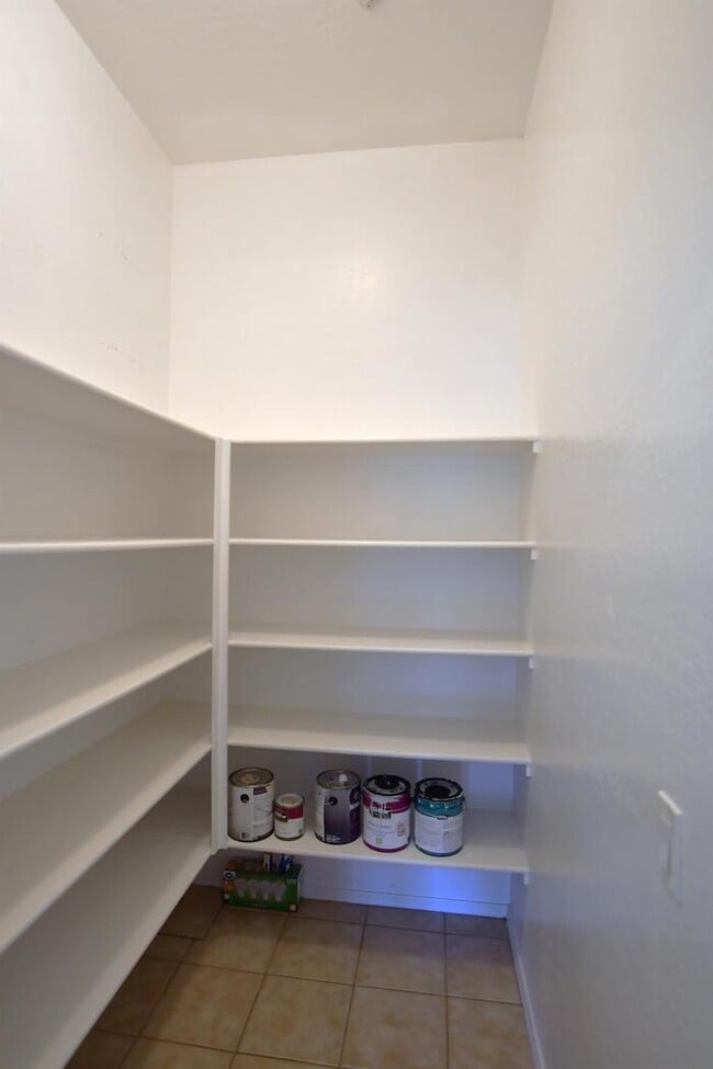 Building Photo - 2 bed 2 bath 1 car garage in Augusta Ranch area