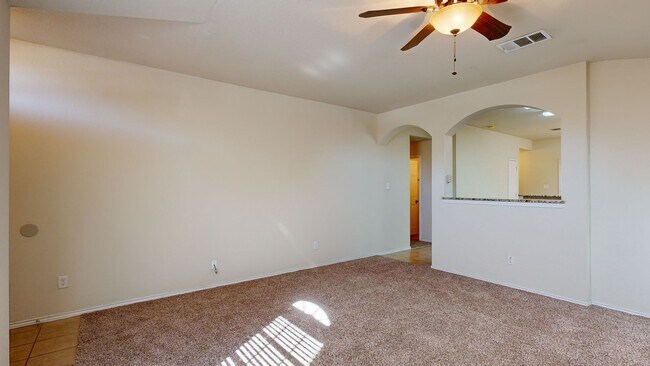 Building Photo - FREE DECEMBER RENT!!!