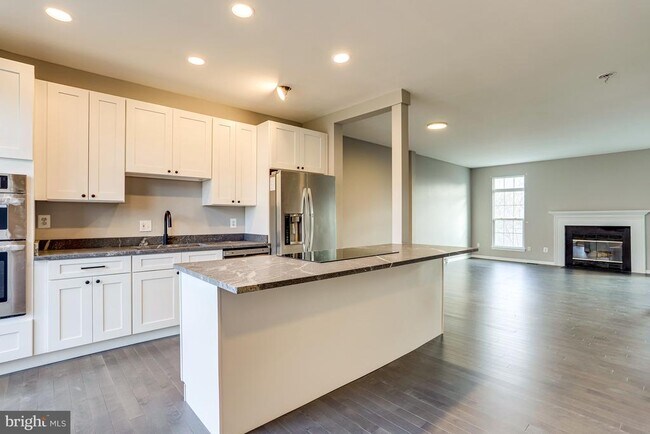 Building Photo - 20366 Hartwell St