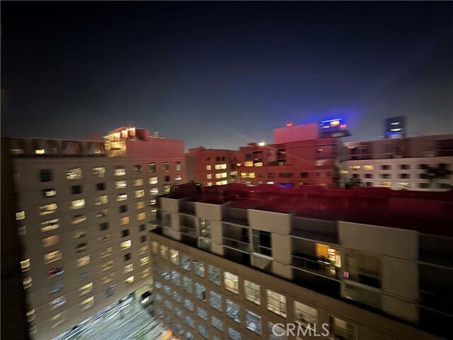 Building Photo - 6250 Hollywood Blvd