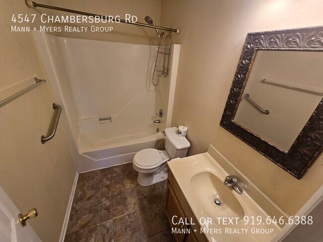 Building Photo - 4547 Chambersburg Rd