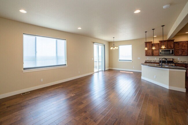 Building Photo - Bright & Spacious 3 Bed + Loft | 3-Car Garage in North Fort Collins