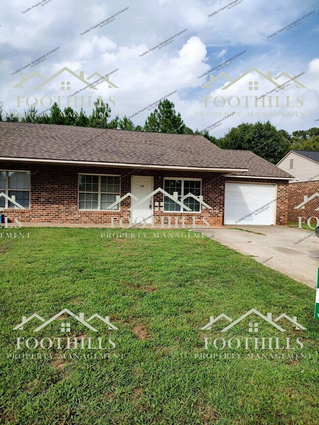 Building Photo - 109 Premiere Ct