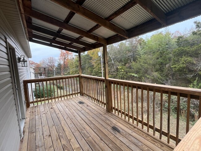 Building Photo - 603 Preston Dr