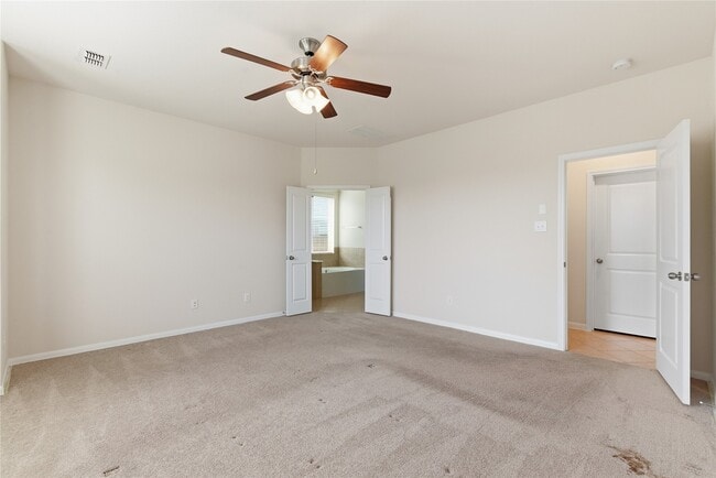 Building Photo - 3418 Delta Dr