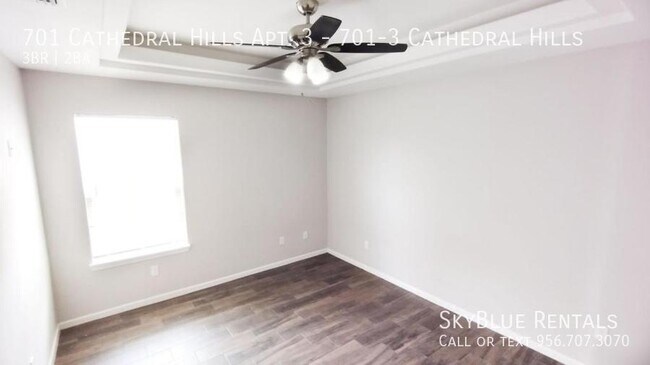 Building Photo - 701 Cathedral Hl
