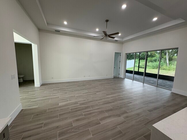 Building Photo - 555 Sanctuary Golf Pl