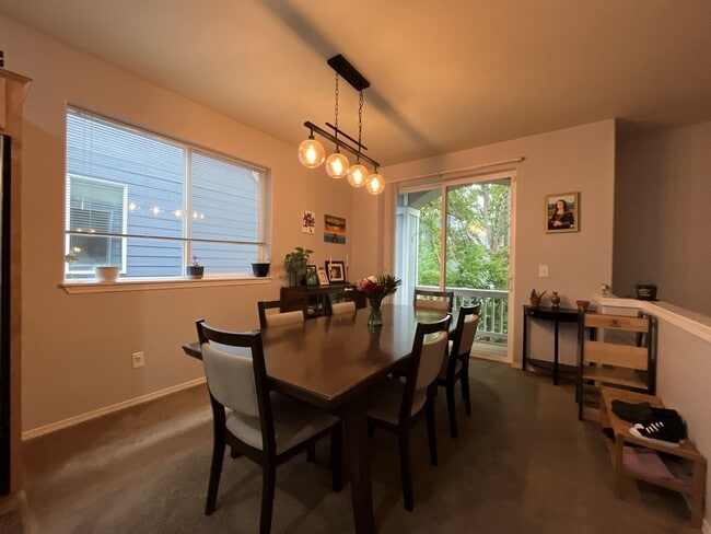 Building Photo - Modern 2 Bedroom + Bonus Room Townhome Near Nike with Dual En Suites, Balcony & Attached Garage