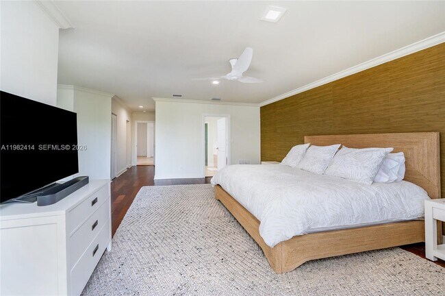 Building Photo - 760 Glenridge Rd