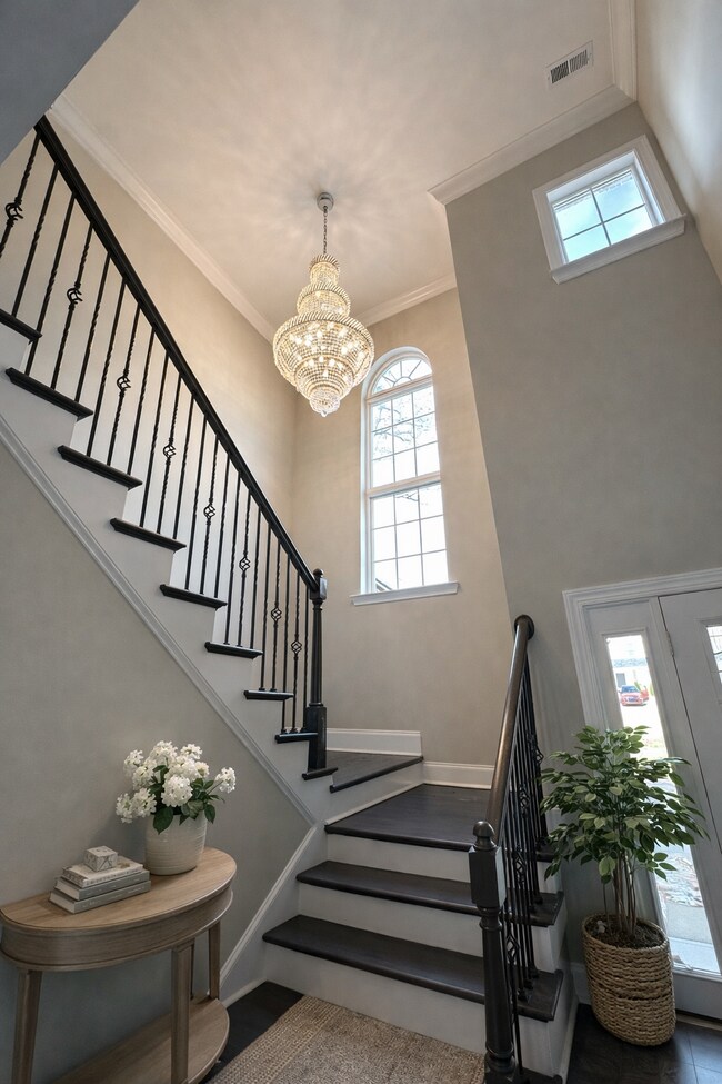 Building Photo - 8418 Knollwood Cir