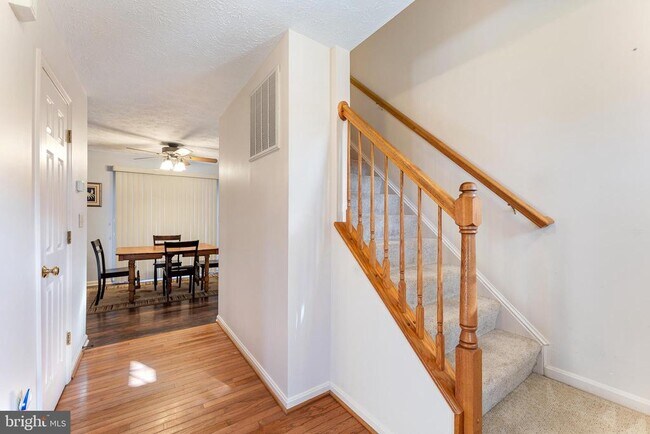 Building Photo - 7715 Wellington Glen Dr