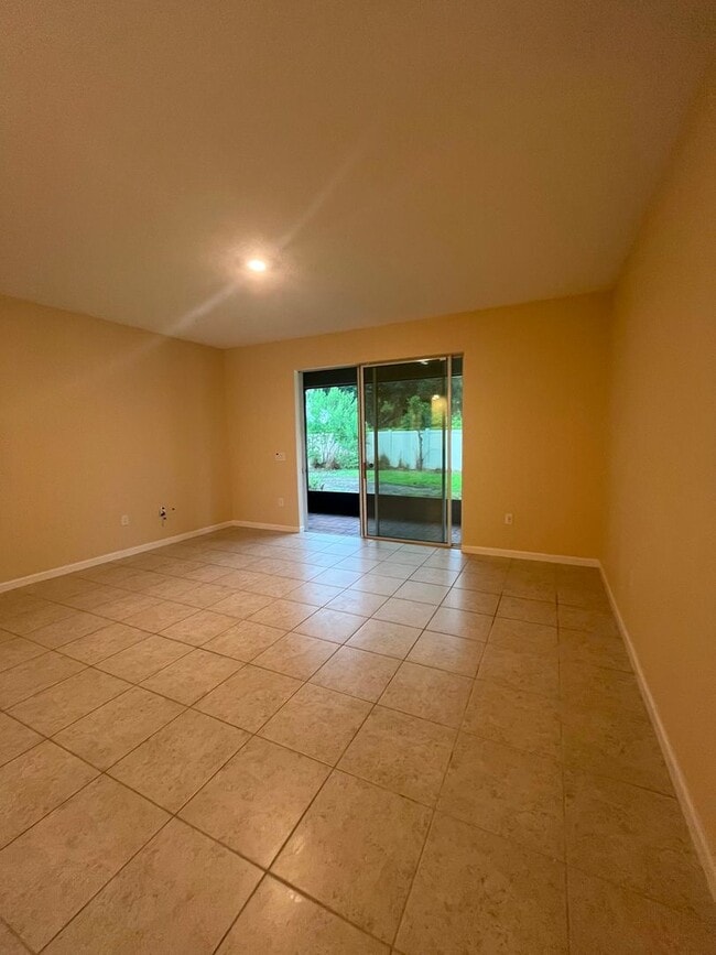 Building Photo - Beautiful 3-Bedroom + Flex Room Home for Rent in Sawgrass Plantation
