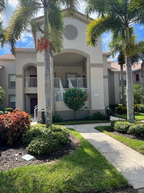 Building Photo - Elegant Lake View Condo in Bella Terra – S...