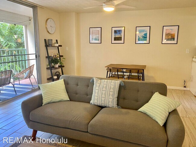 Building Photo - 2 br, 2 bath House - 2355 Ala Wai Blvd Apt...