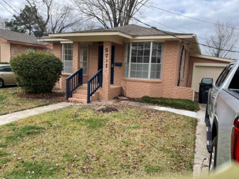 Primary Photo - 2731 Michelli Dr