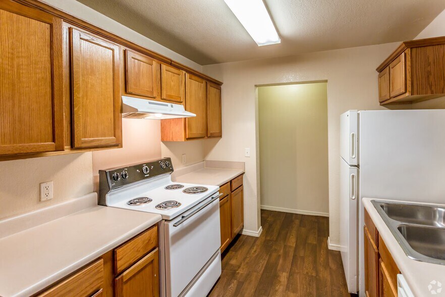 Building Photo - 5900 McCain Park Pl