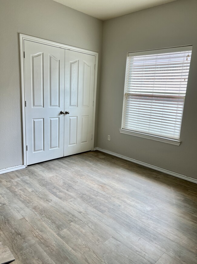 3rd bedroom - 846 Mirabell Ct