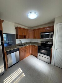 Building Photo - 1 bedroom in North Miami Beach FL 33179