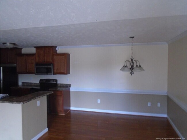 Building Photo - 1770 Renwick Dr
