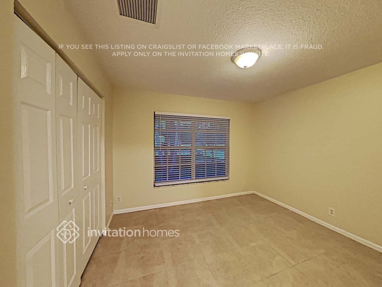 Building Photo - 14822 Paddock Dr