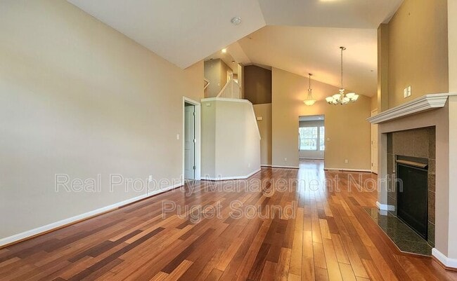 Building Photo - 2514 85th Dr NE
