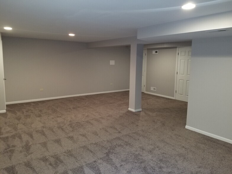 Building Photo - 1196 Megan Ct