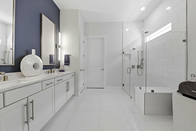 Building Photo - 10332 Northbrook Cir