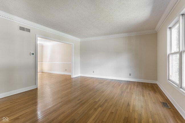 Building Photo - 795 Grace Dr