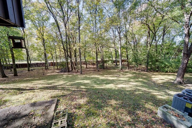 Building Photo - 5304 Edmondson Pike