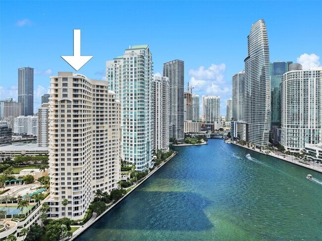Building Photo - 888 Brickell Key Dr