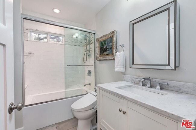 Building Photo - 5721 Tellefson Rd