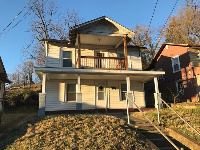 Building Photo - 1414 Wise Ave SE