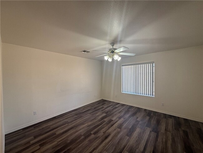 Building Photo - 3667 Heather Ave