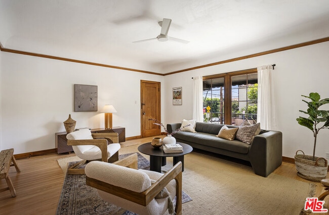 Building Photo - 4405 Clarissa Ave