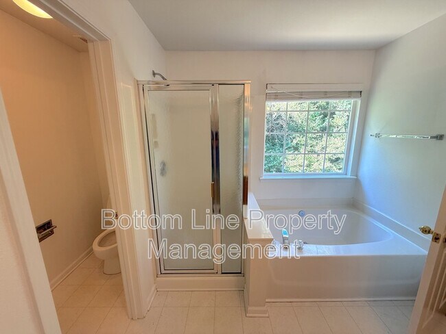 Building Photo - 13518 Quiet Stream Ct